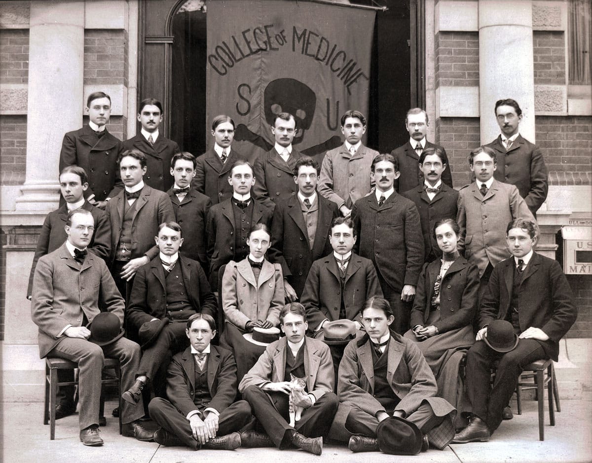 Syracuse University College of Medicine Class of 1900 (1900)